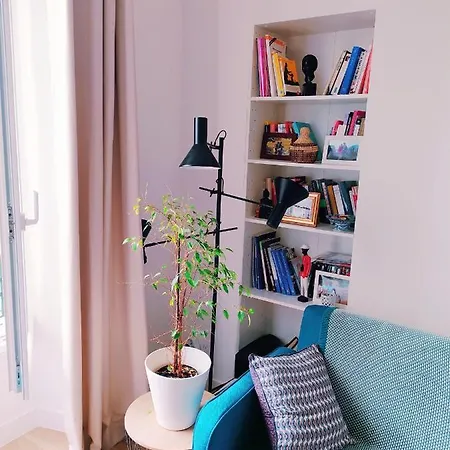 Beach Ac 1 Min Walking From The Sea - Freshly Renovated Apartment