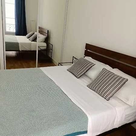 Apartment Beach Ac 1 Min Walking From The Sea - Freshly Renovated